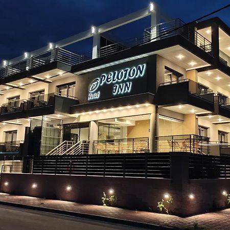 Peloton Inn Paralía Kültér fotó